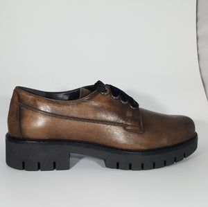 The Flexx Brushed Peanut Leather Derby